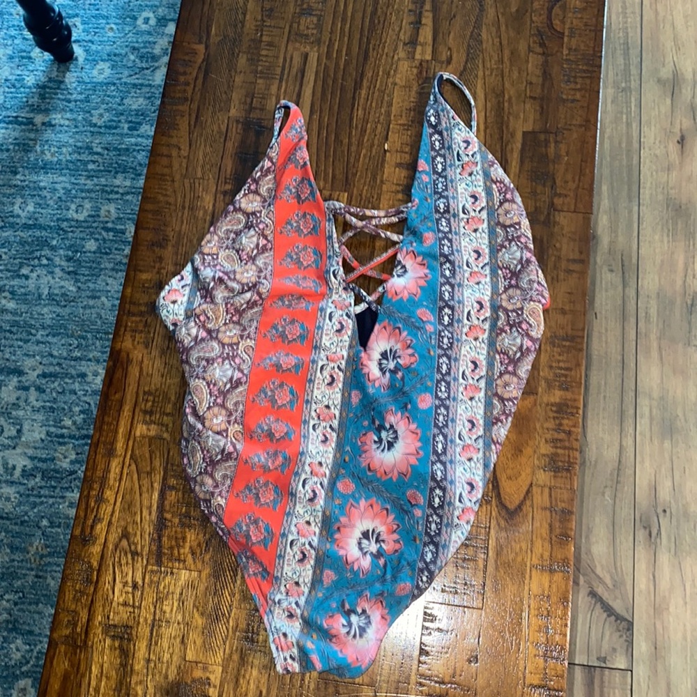 Billabong once piece, Sz large